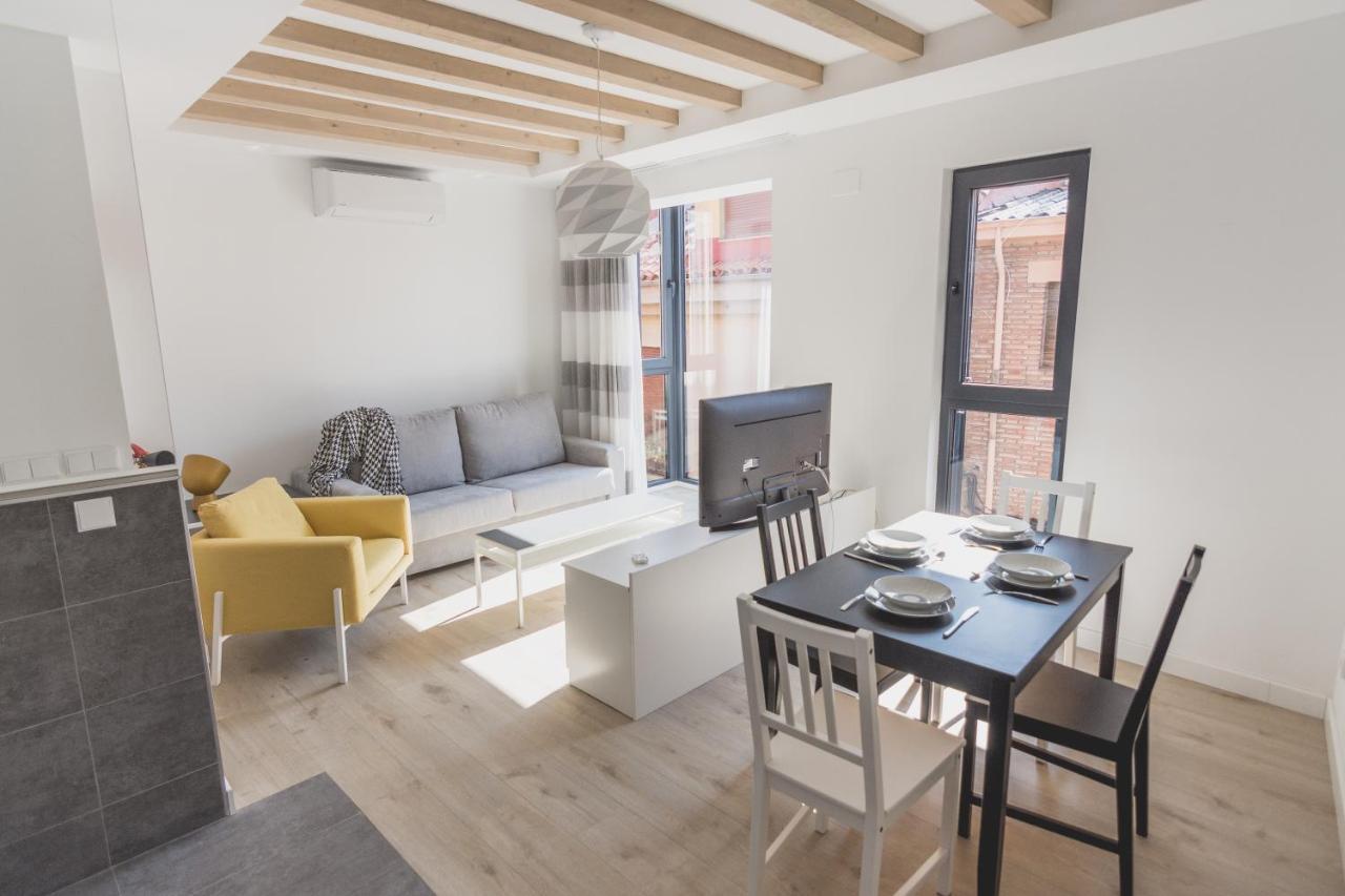 Slow Leon Apartamentos Turisticos Eksteriør bilde