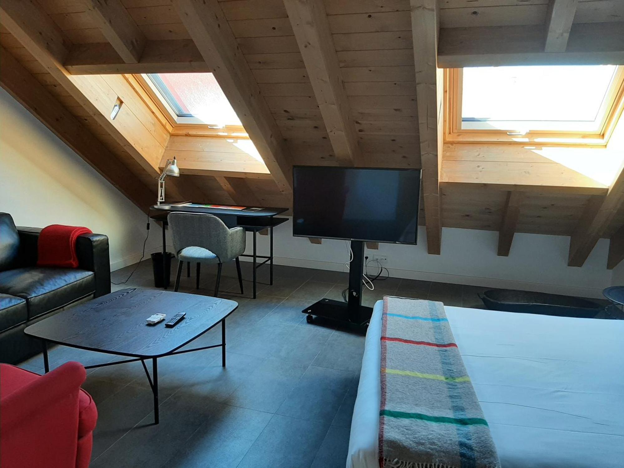 Slow Leon Apartamentos Turisticos Eksteriør bilde